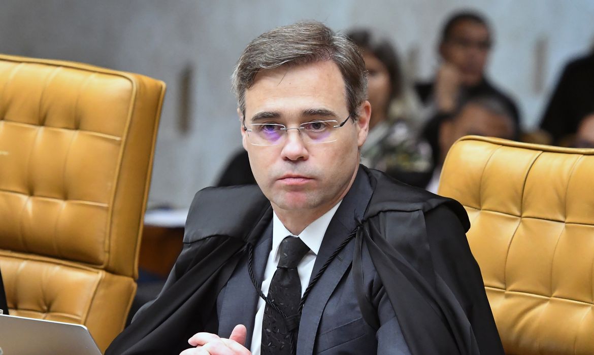 Mendonça autoriza PF a investigar repasses para filme sobre Bolsonaro Vorcaro teria repassado mais de R$ 60 milhões à produtora
