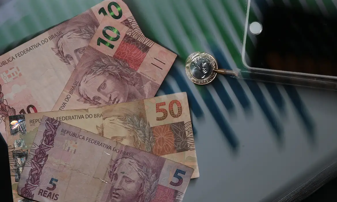 Atividade econômica cresceu 0,1% em maio No acumulado de 12 meses, aumento é de 1,4%, informou BC