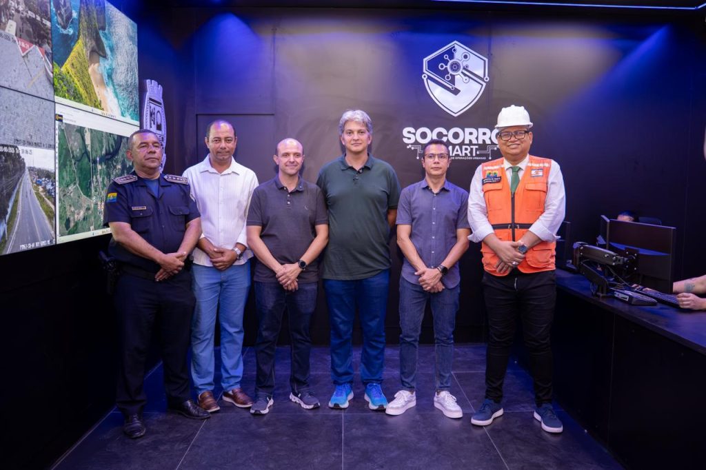 Prefeitura de Socorro inicia atividades do Centro de Controle Operacional O espaço fica instalado no Socorro Smart, equipamento localizado na rua 15 do Fernando Collor