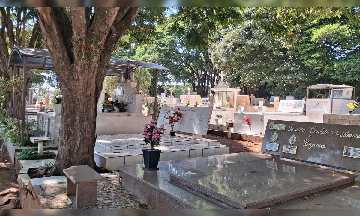 O TNOnline divulga diariamente os falecimentos registrados em Arapongas, conforme informações publicadas pelo Grupo Angelus e Aliança Unipax. A lista reúne nome, data do falecimento e dados de velório e sepultamento.  JORGE FERRI Falecido em 09/08/2026 Velório: Capela do Prever Sepultamento: 10/08/2026, às 09:30, Cemitério Parque Jardim das Acácias, Arapongas – PR