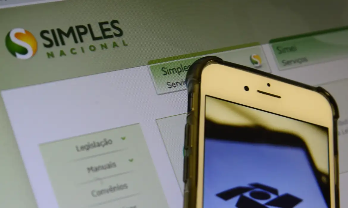 Opção pelo Simples Nacional para 2027 é antecipada para setembro Empresas devem escolher o regime de 1º a 30 do próximo mês