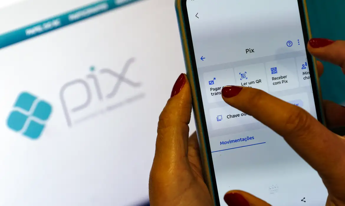 Pix terá novas regras para fraudes, cobrança híbrida e contas-salário Medidas valem a partir de 2027
