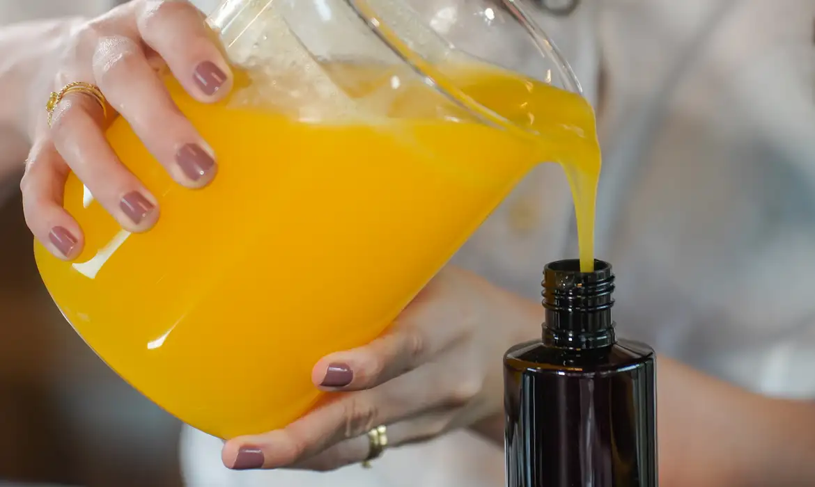 Anvisa: veja a lista de cosméticos que podem ter fabricação artesanal Norma define sete categorias e regras de rotulagem