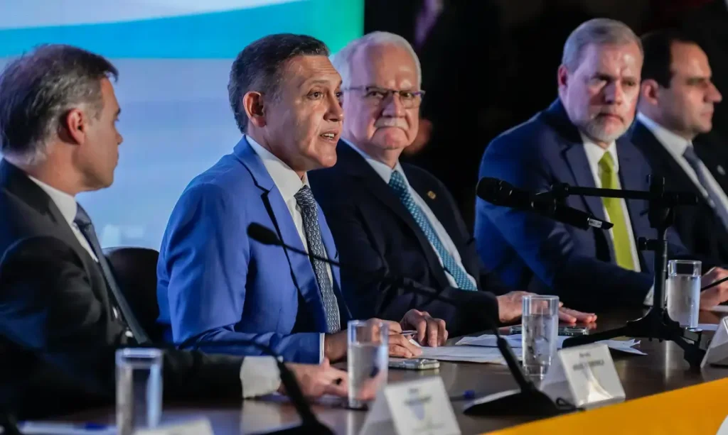 Kassio diz que não há alerta de interferência nas eleições brasileiras Presidente do TSE destacou transparência e normalidade do pleito